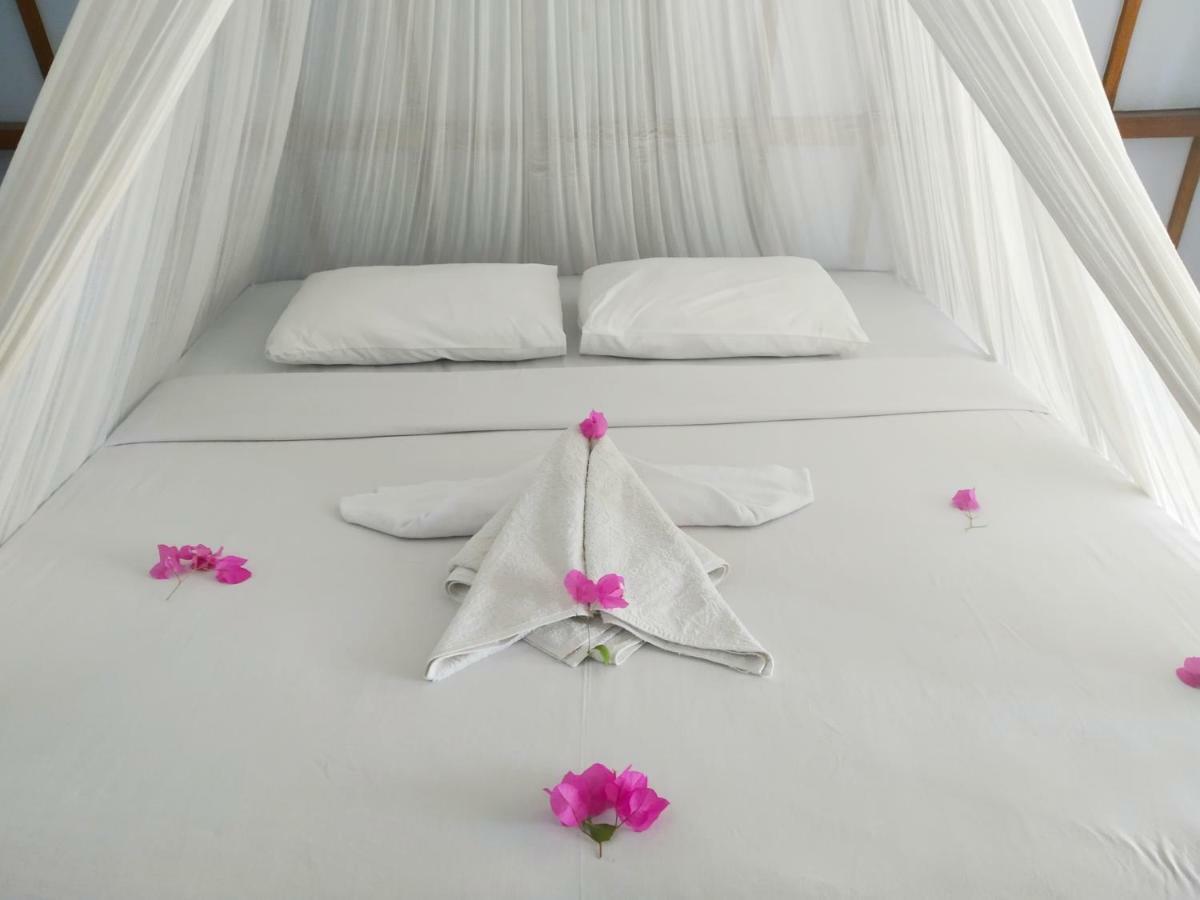 Sunset Beach Bungalow 길리메노 외부 사진