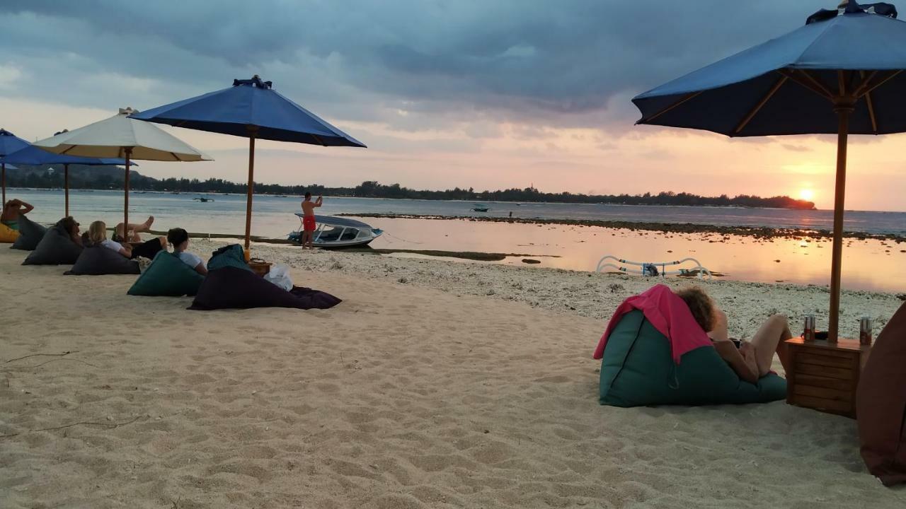 Sunset Beach Bungalow 길리메노 외부 사진