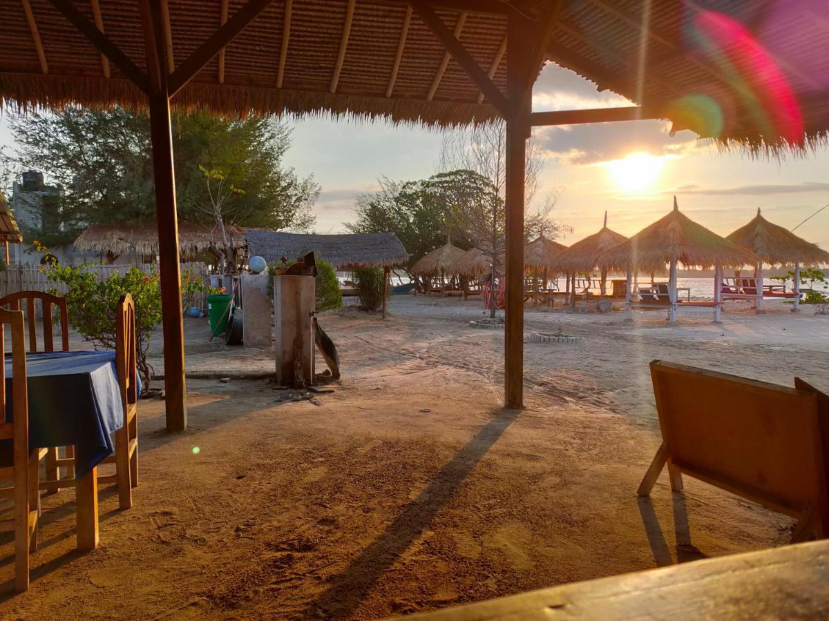 Sunset Beach Bungalow 길리메노 외부 사진